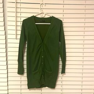 Women’s Size S Long Button-Down Sweater with Pockets (GREEN)